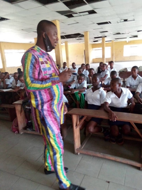 JUST IN: Brilliant Nigerian Teacher Is Up For World Teacher Nomination(Photos)